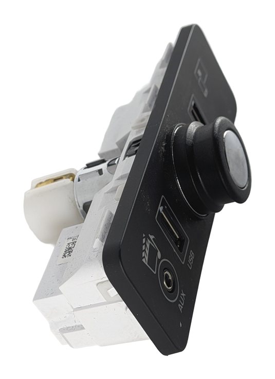 Thumbnail 5: 2016 RANGE ROVER (L405) CENTER CONSOLE DUAL USB AUX 12V POWER OUTLET PORT PANEL