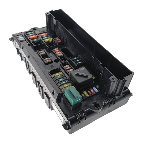 2015-2017 BMW X3 (F25) REAR POWER DISTRIBUTION RELAY FUSE BOX