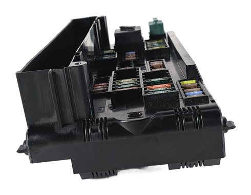 Thumbnail 6: 2015-2017 BMW X3 (F25) REAR POWER DISTRIBUTION RELAY FUSE BOX