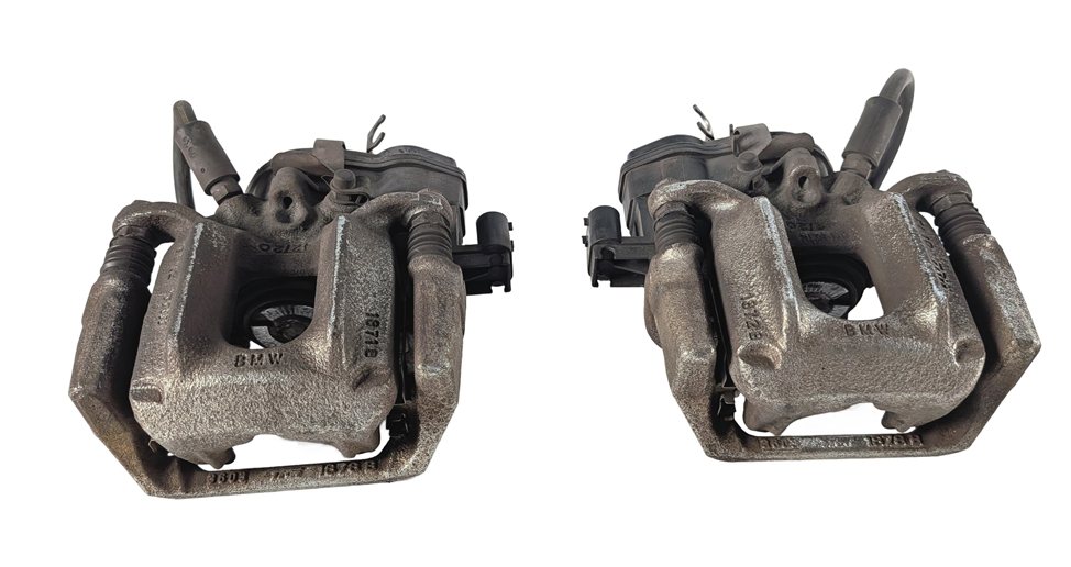 Thumbnail 2: 2011-2018 BMW X3 X4 (F25 F26) REAR LEFT DRIVER DISC BRAKE CALIPER w/ ACTUATOR