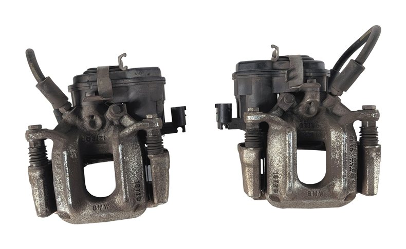 Thumbnail 3: 2011-2018 BMW X3 X4 (F25 F26) REAR LEFT DRIVER DISC BRAKE CALIPER w/ ACTUATOR