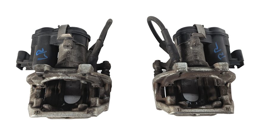Thumbnail 7: 2011-2018 BMW X3 X4 (F25 F26) REAR LEFT DRIVER DISC BRAKE CALIPER w/ ACTUATOR