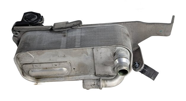 Thumbnail 2: 11-18 BMW X3 X4 F25 F26 2.0L 3.0L AUTO TRANSMISSION OIL COOLER w/THERMOSTAT