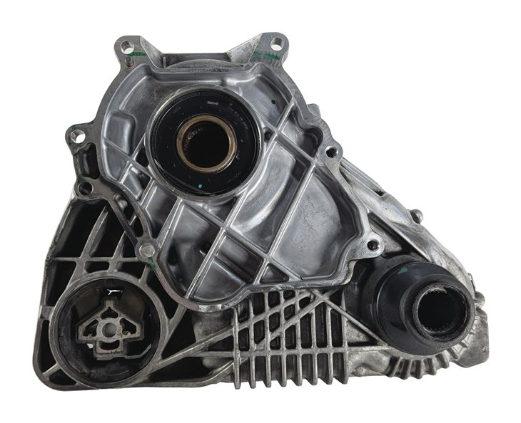 Thumbnail 2: 2012-2018 BMW X3 X4 X5 X6 (F15 F16 F25 F26) AWD Xi FRONT TRANSFER CASE w/ MOTOR