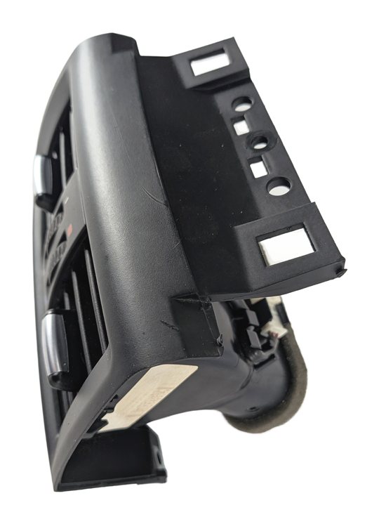Thumbnail 4: 2015 BMW X3 (F25) REAR CENTER CONSOLE HEAT AIR AC HVAC DUAL VENT (Black)