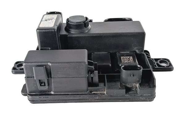 Thumbnail 2: 2015 BMW X3 (F25) 3.0L (N55) ENGINE INTEGRATED POWER SUPPLY CONTROL MODULE