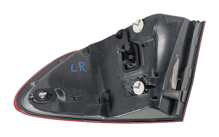 Thumbnail 6: 11-13 BMW 528i 535i 550i M5 (F10) REAR LEFT DRIVER OUTER TAILLIGHT BRAKE LAMP