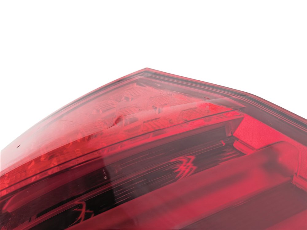 Thumbnail 8: 11-13 BMW 528i 535i 550i M5 (F10) REAR LEFT DRIVER OUTER TAILLIGHT BRAKE LAMP