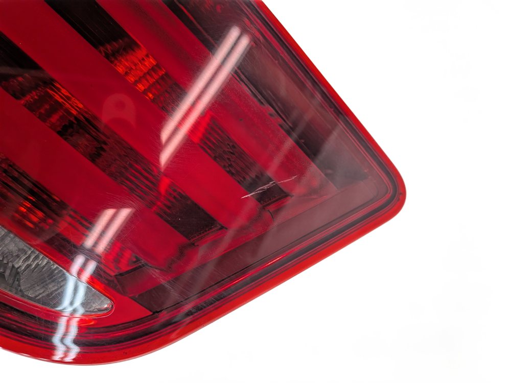 Thumbnail 9: 11-13 BMW 528i 535i 550i M5 (F10) REAR RIGHT PASSENGER INNER TRUNK TAILLIGHT