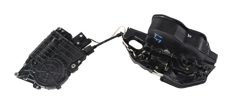 2009-2016 BMW 5 7 SERIES (F01 F10) FRONT LEFT DRIVER DOOR LATCH (SOFT CLOSE)