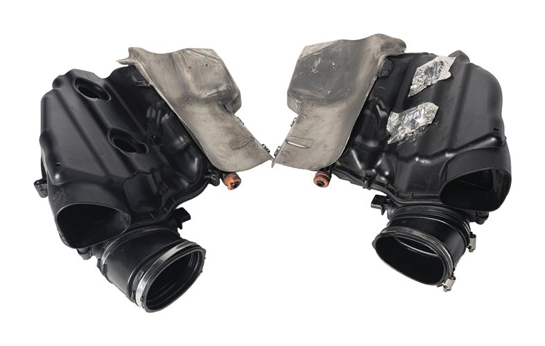 Thumbnail 3: 10-13 BMW 550i 650i F10 F12 4.4L N63 LEFT/RIGHT AIR CLEANER FILTER HOUSING SET/2