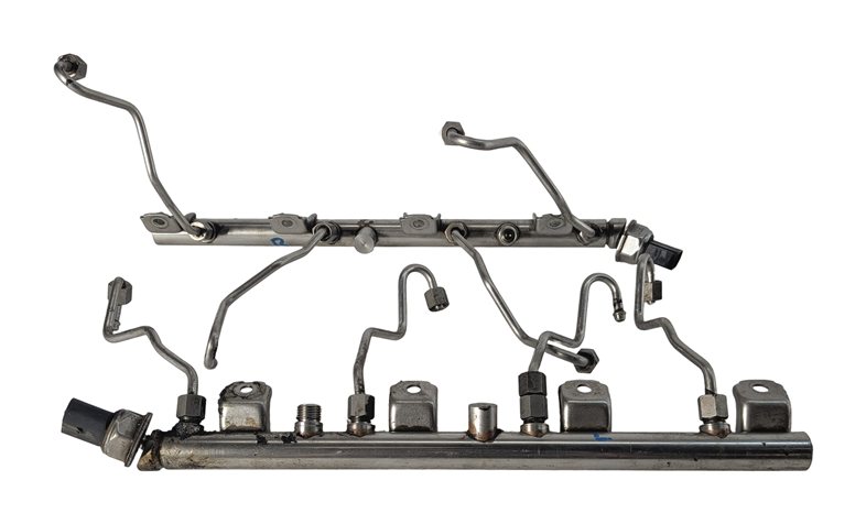 Thumbnail 4: 09-13 BMW 550I 650I 750I X5 X6 F10 F01 E70 E71 4.4L N63 FUEL RAIL w/SENSOR SET/2