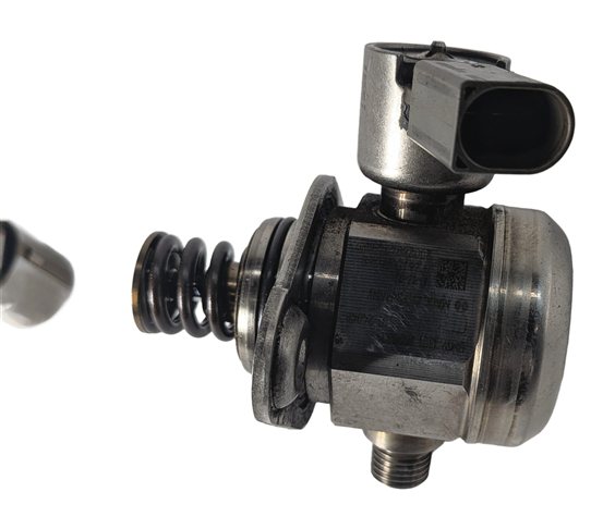 Thumbnail 7: 08-14 BMW 550i 650i 750i X5 X6 (F01 F10 E70 E71) 4.4L N63 MECHANICAL FUEL PUMP