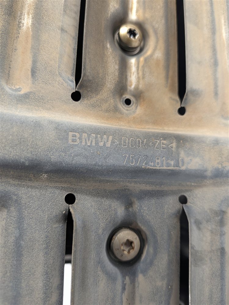 Thumbnail 6: 09-19 BMW 550i 550iGT 650i 750i F01 F07 F10 RWD 4.4L N63 UPPER ENGINE OIL PAN