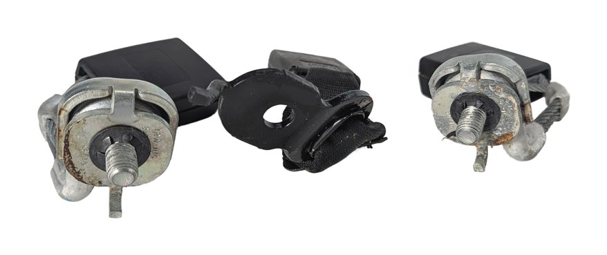 Thumbnail 5: 2011 BMW 550I F10 REAR LEFT CENTER RIGHT SEATBELT BUCKLE RECEIVER SET/3 (Black)