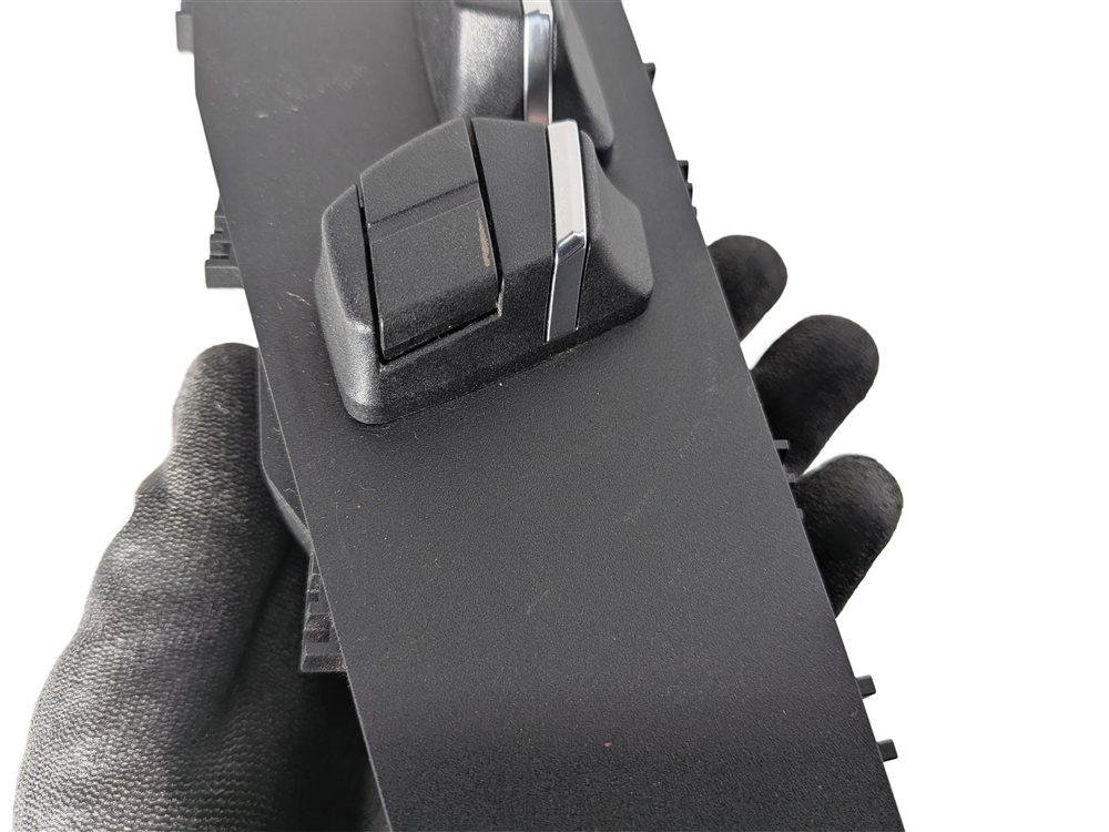 Thumbnail 8: 2011 BMW 550I (F10) FRONT RIGHT PASSENGER POWER SEAT ADJUSTMENT CONTROL SWITCH