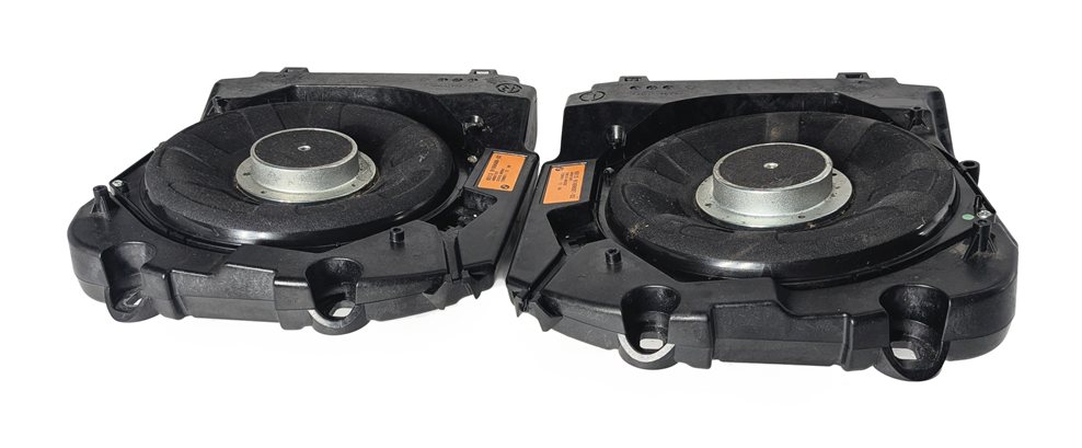 Thumbnail 4: 2011 BMW 550I (F10) RADIO STEREO LEFT/RIGHT UNDERSEAT SUBWOOFER SPEAKER SET/2