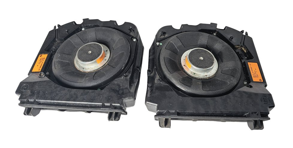Thumbnail 5: 2011 BMW 550I (F10) RADIO STEREO LEFT/RIGHT UNDERSEAT SUBWOOFER SPEAKER SET/2