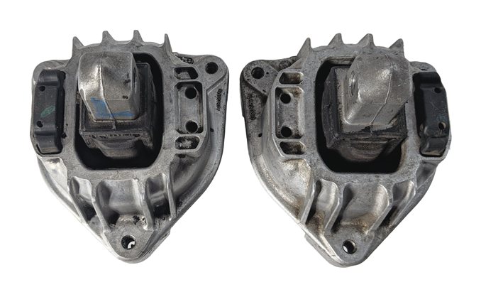 Thumbnail 4: 2011 BMW 550I (F10) 4.4L (N63) ENGINE LEFT/RIGHT MOTOR SUPPORT MOUNT SET/2