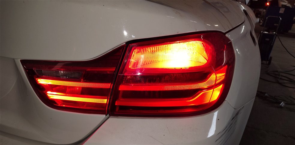 Thumbnail 2: 14-17 BMW 428i 430i 435i 440i M4 (F32 F33 F36) RIGHT INNER TAILLIGHT LIGHT LAMP