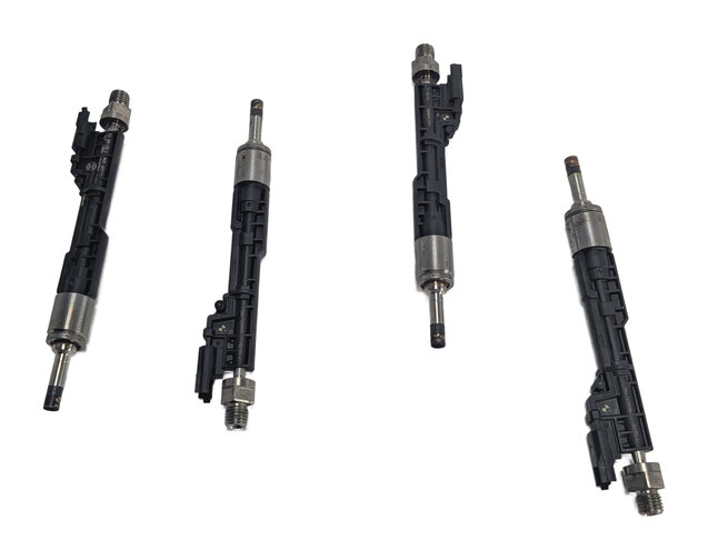 Thumbnail 2: 2013-2018 BMW 320i 335i 435i 535i X1 X5 Z4 2.0L / 3.0L TURBO FUEL INJECTOR SET 4