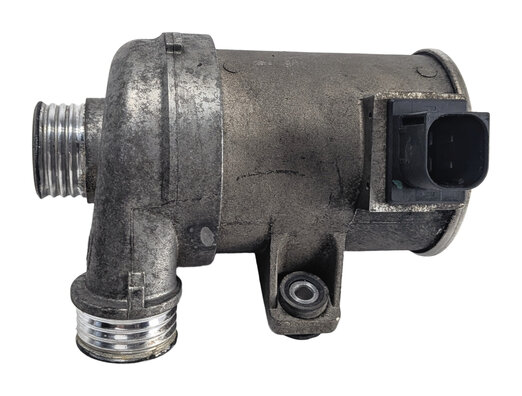 12-18 BMW 328i 428i 528i X3 X5 Z4 (F30 F31 F32 F10 E84 F15 F25) 2.0L WATER PUMP