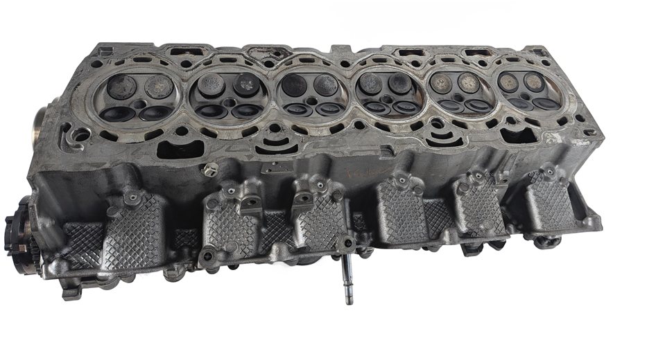 Thumbnail 3: 2008-2012 LAND ROVER LR2 (L359) 3.2L (B6324S) I6 DOHC ENGINE CYLINDER HEAD