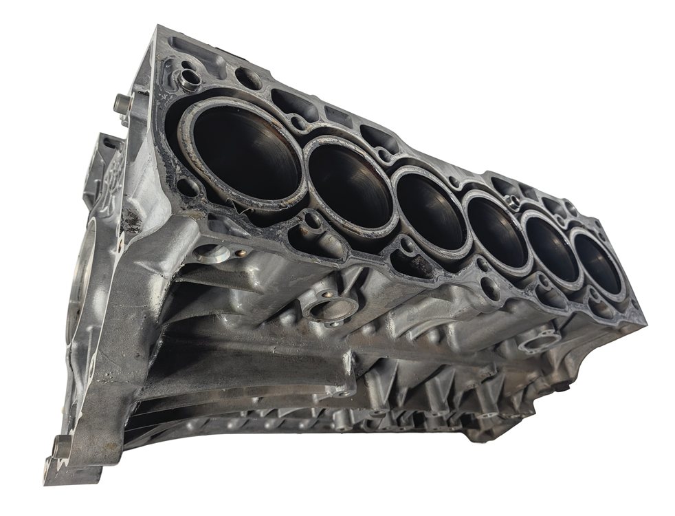 Thumbnail 5: 2008-2012 LAND ROVER LR2 (L359) 3.2L (B6324S) I6 ENGINE MOTOR CYLINDER BLOCK