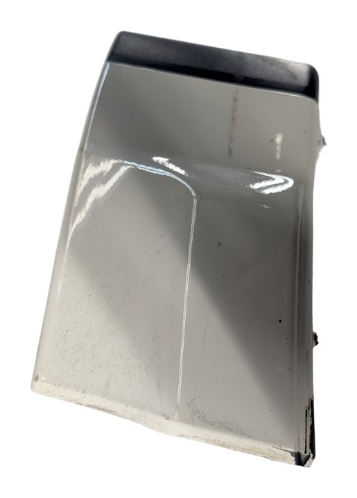Thumbnail 5: 2008 LAND ROVER LR2 (L359) FRONT LEFT DRIVER FENDER LOWER MOLDING TRIM (White)