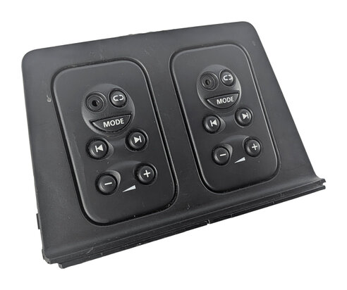 08-14 LAND ROVER LR2 L359 REAR RADIO AUDIO CONTROL PANEL w/ DUAL HEADPHONE JACKS