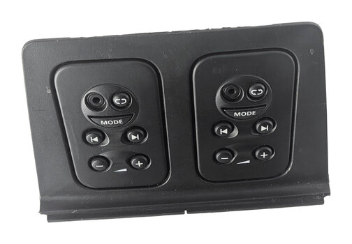 Thumbnail 3: 08-14 LAND ROVER LR2 L359 REAR RADIO AUDIO CONTROL PANEL w/ DUAL HEADPHONE JACKS