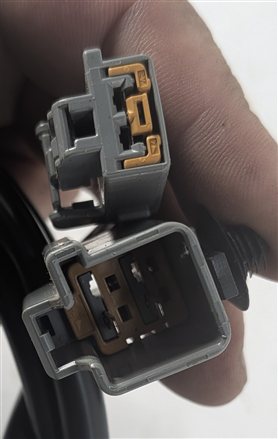Thumbnail 7: 2008 LAND ROVER LR2 (L359) FRONT RIGHT PASSENGER POWER SEAT ADJUST SWITCH BUTTON