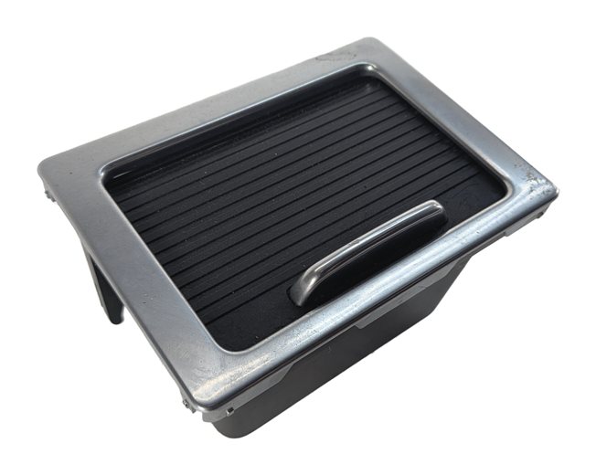 2008 LAND ROVER LR2 L359 CENTER CONSOLE STORAGE BIN w/ SLIDING COVER SILVER TRIM