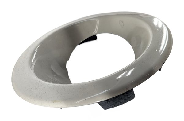 Thumbnail 5: 2008 LAND ROVER LR2 L359 FRONT LEFT DRIVER FOG LIGHT TRIM BEZEL SURROUND (White)