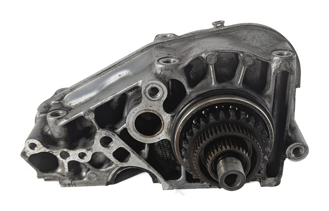 Thumbnail 2: 2008 LAND ROVER LR2 L359 3.2L B6324S ENGINE READ ANCILLARY DRIVE HOUSING w/GEARS