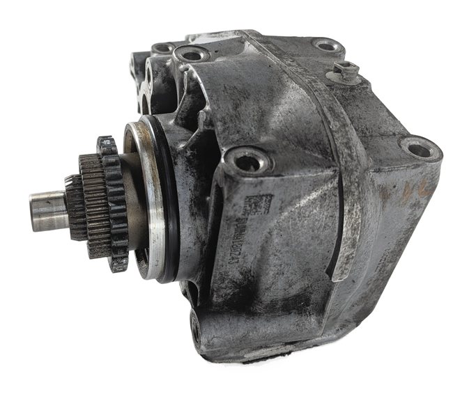 Thumbnail 4: 2008 LAND ROVER LR2 L359 3.2L B6324S ENGINE READ ANCILLARY DRIVE HOUSING w/GEARS
