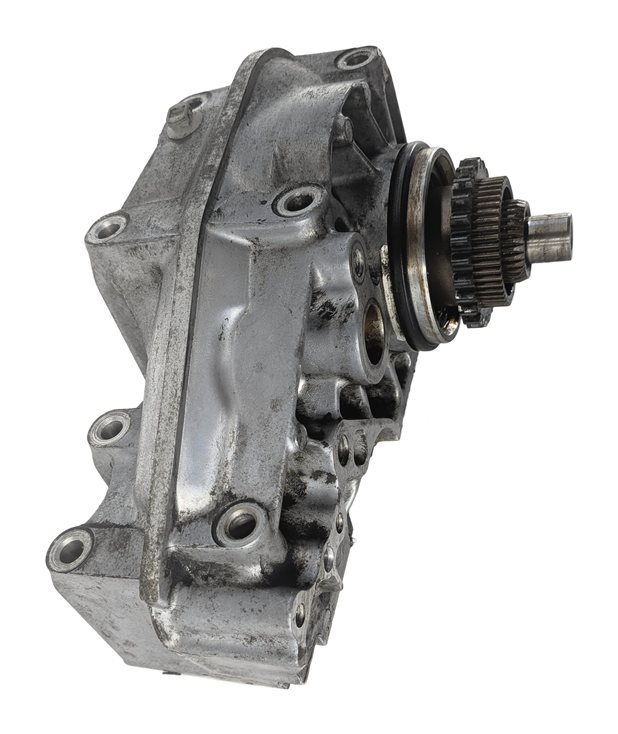 Thumbnail 5: 2008 LAND ROVER LR2 L359 3.2L B6324S ENGINE READ ANCILLARY DRIVE HOUSING w/GEARS