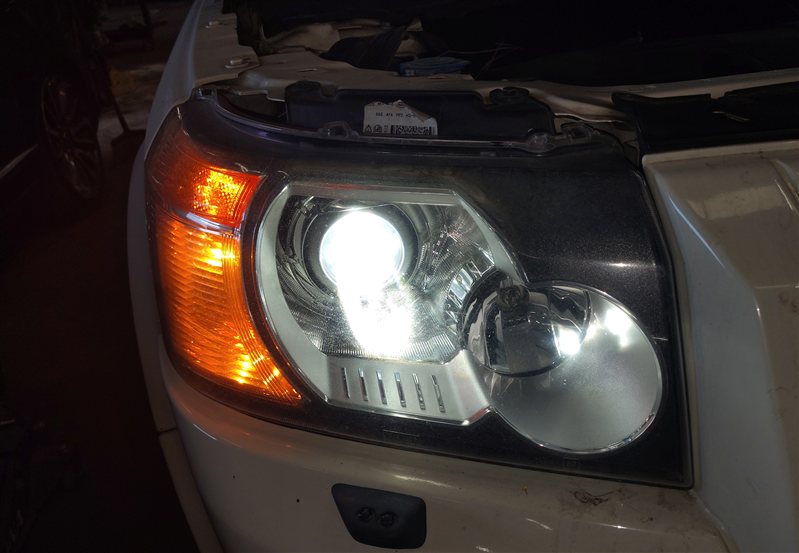 Thumbnail 2: 2008-2012 LAND ROVER LR2 (L359) RIGHT HEADLIGHT XENON HID ADAPTIVE w/ BALLAST