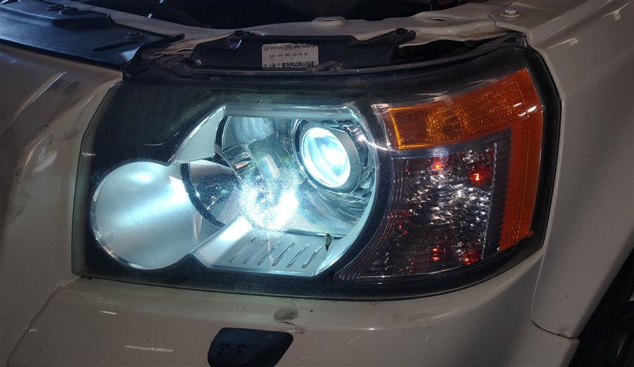 Thumbnail 2: 2008-2012 LAND ROVER LR2 (L359) LEFT HEADLIGHT XENON HID ADAPTIVE w/ BALLAST