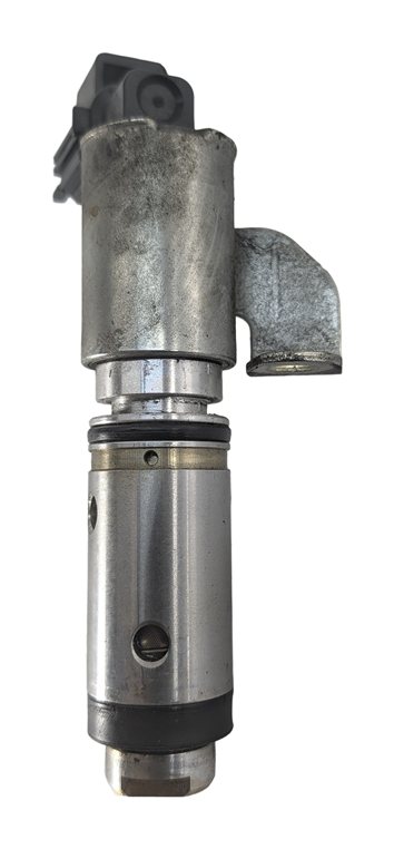 Thumbnail 7: 2008-2012 LAND ROVER LR2 (L359) 3.2L (B6324S) VARIABLE VALVE TIMING VVT SOLENOID