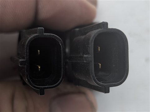 Thumbnail 8: 2008-2012 LAND ROVER LR2 (L359) 3.2L (B6324S) ENGINE KNOCK SENSOR SET/2