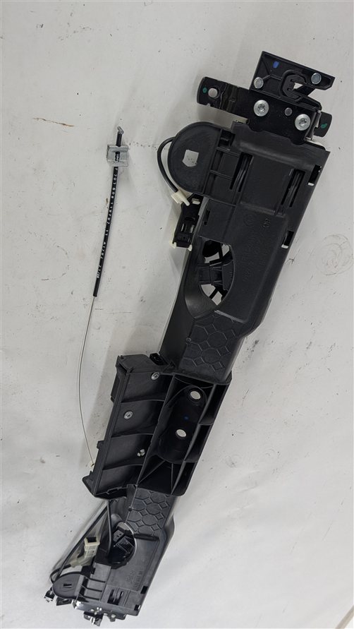 Thumbnail 5: 2008 BMW M3 (E90) REAR TRUNK DECK LID LOCK LATCH w/ POWER LOCKING ACTUATOR MOTOR