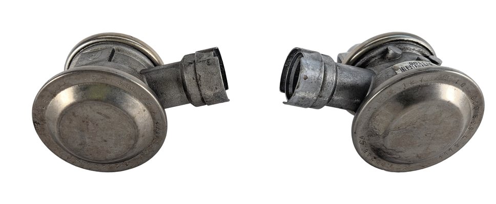 Thumbnail 2: 2008 BMW M3 (E90) 4.0L S65 ENGINE EGR SECONDARY AIR INJECTION CHECK VALVE SET/2
