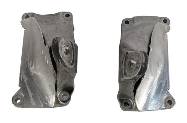 Thumbnail 3: 2008 BMW M3 (E90) 4.0L S65 ENGINE LEFT & RIGHT MOTOR MOUNT SUPPORT BRACKET SET/2