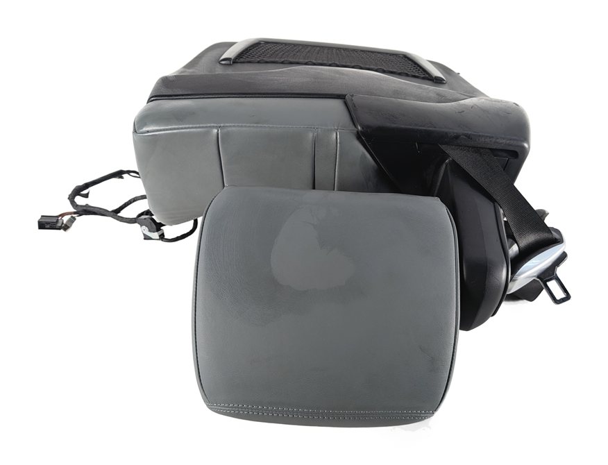 Thumbnail 6: 2008 BMW M3 (E90) FRONT LEFT SEAT BACK (Grey) w/ HEADREST & SEATBELT (Black)