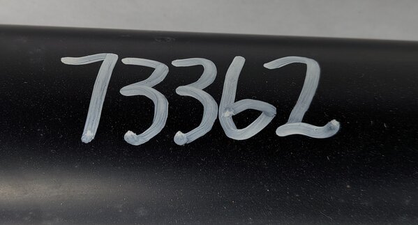 Thumbnail 10: 11-18 PORSCHE CAYENNE (958) 4.8L - REAR DRIVESHAFT DRIVELINE DRIVE LINE SHAFT