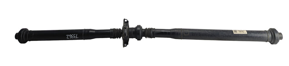 Thumbnail 2: 11-18 PORSCHE CAYENNE (958) 4.8L - REAR DRIVESHAFT DRIVELINE DRIVE LINE SHAFT