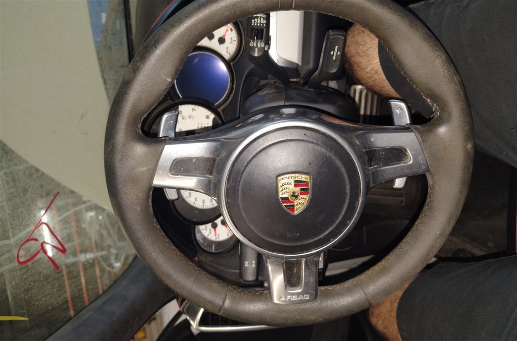 Thumbnail 2: 2011-2014 PORSCHE CAYENNE (958) DRIVER STEERING WHEEL SRS AIRBAG AIR BAG (Black)