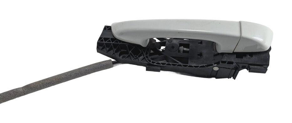 Thumbnail 3: 2011-2018 PORSCHE CAYENNE (958) REAR LEFT EXTERIOR DOOR HANDLE (White)