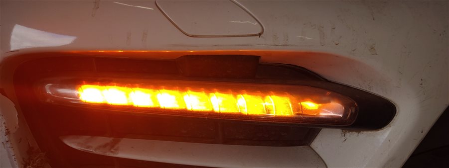 Thumbnail 2: 2013-2014 PORSCHE CAYENNE (958) FRONT RIGHT TURN SIGNAL DAYTIME RUNNING LIGHT